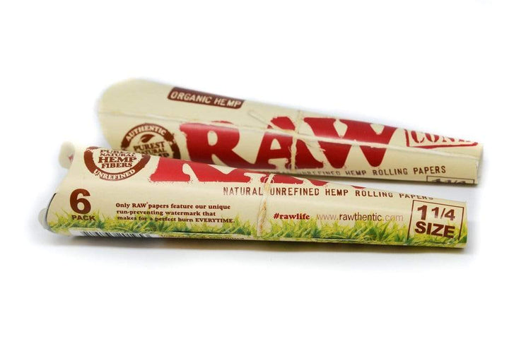RAW Organic Pre-rolled Cones 1 1/4-6/pkg Morden Vape SuperStore and Cannabis Manitoba Canada